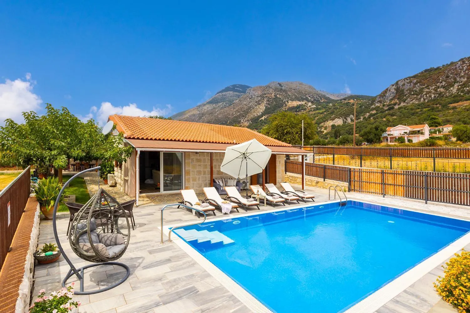 Villa Reggina Atsoupades