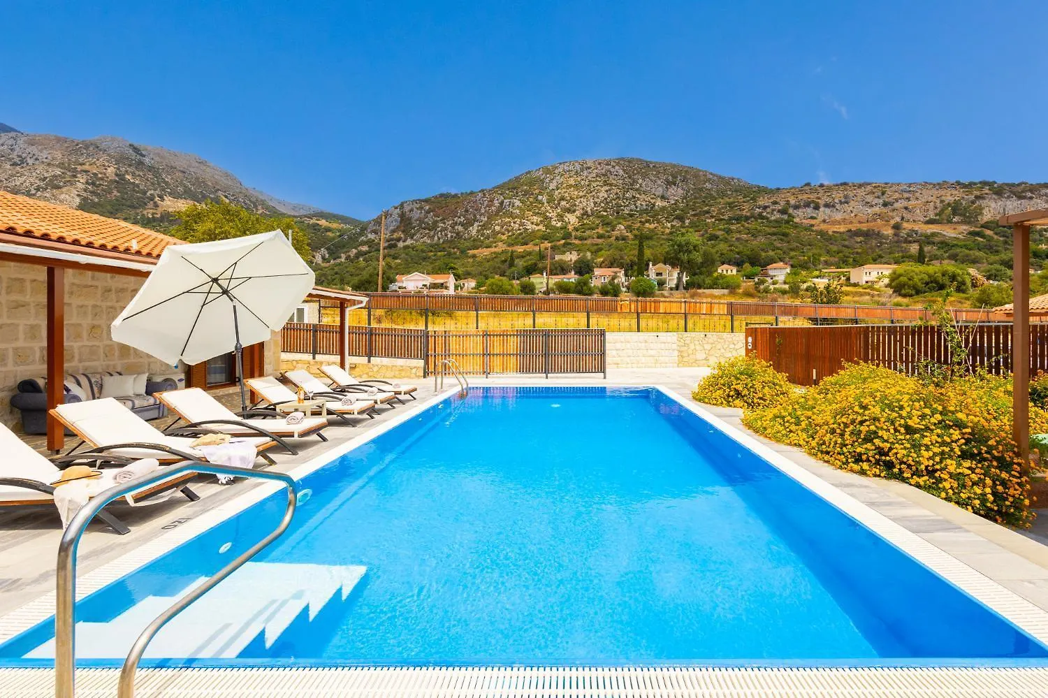 Villa Reggina Atsoupades Греция