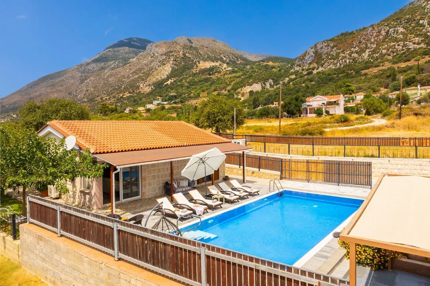 Villa Reggina Atsoupades